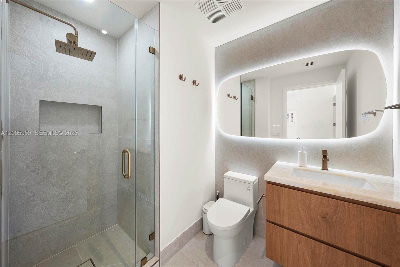 700 NE 24th St #3201 Miami, FL 33137