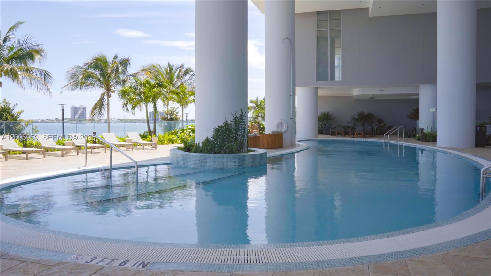 700 NE 24th St #3201 Miami, FL 33137