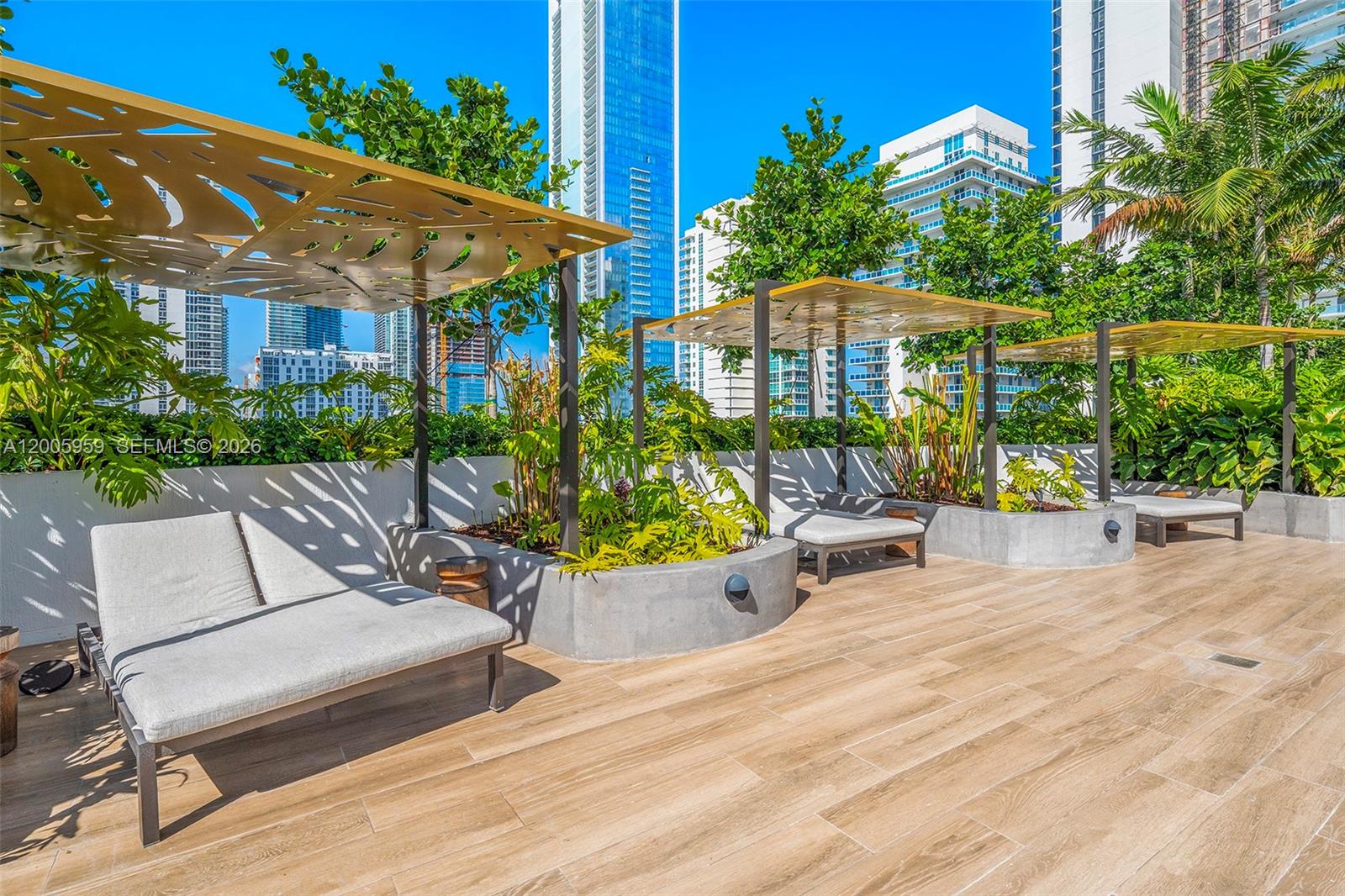 700 NE 24th St #3201 Miami, FL 33137