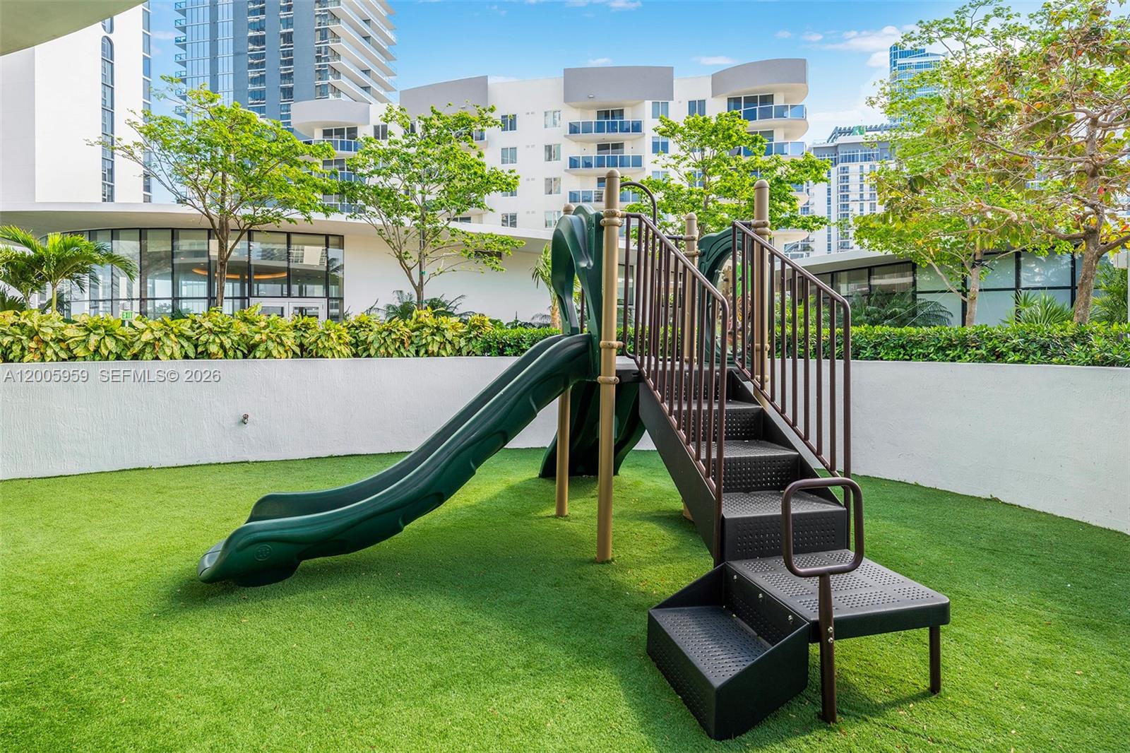 700 NE 24th St #3201 Miami, FL 33137