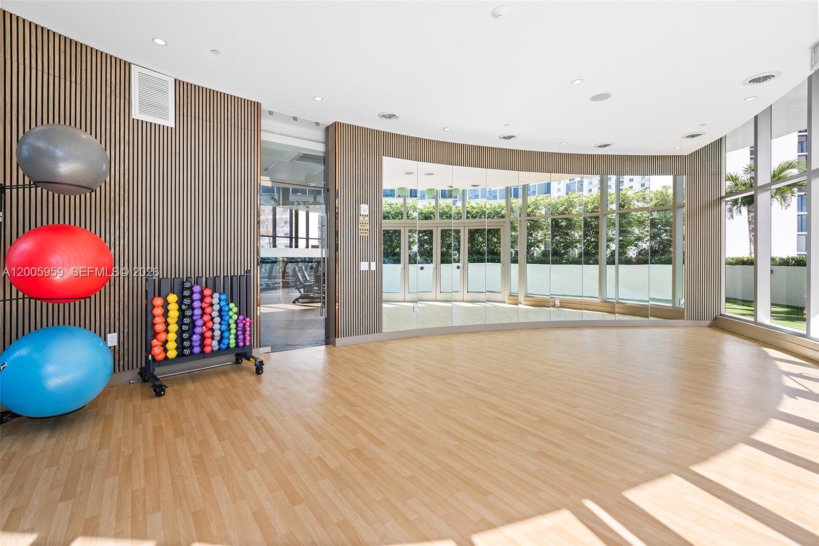 700 NE 24th St #3201 Miami, FL 33137