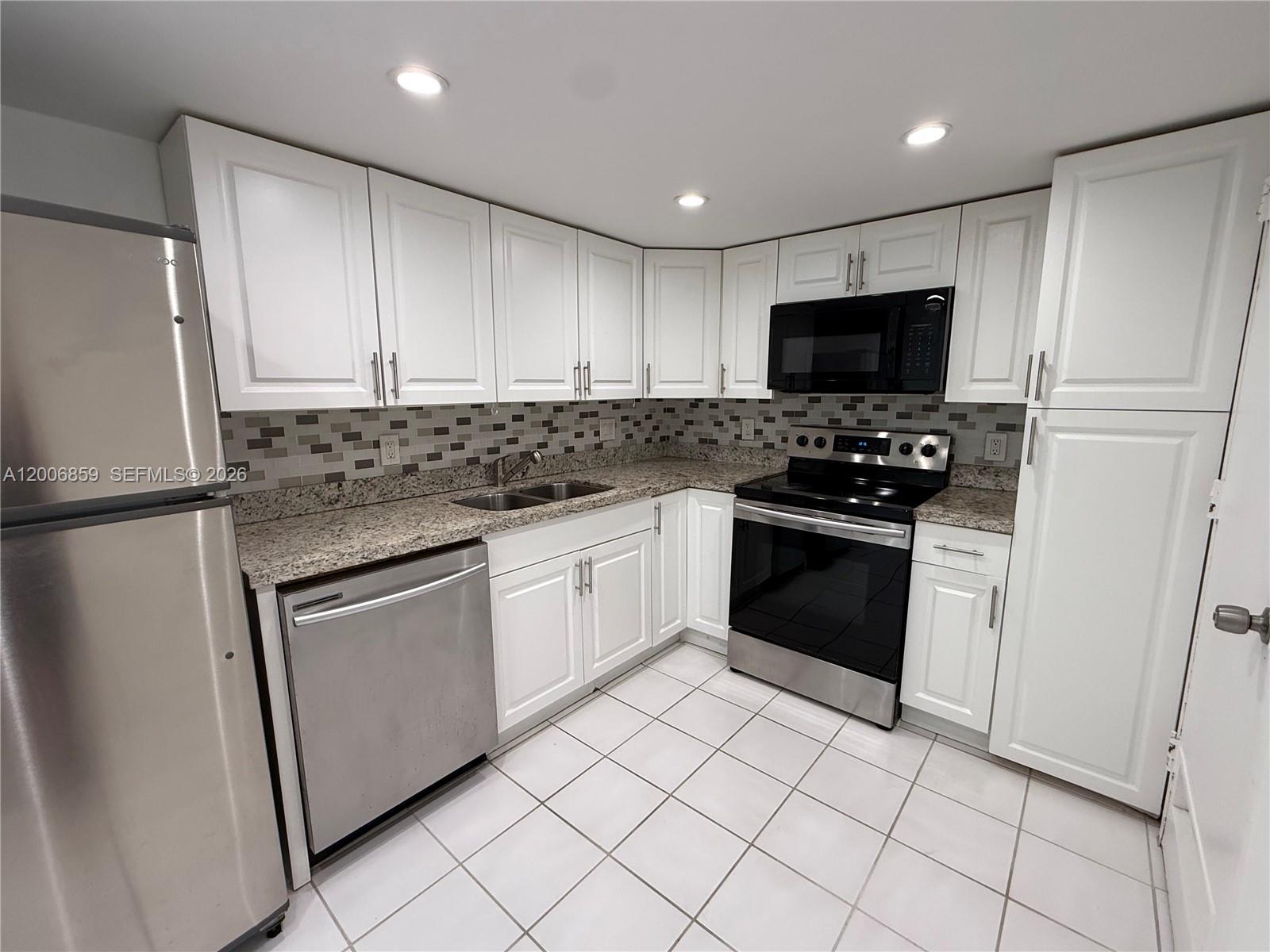 400 Kings Pt Dr #608