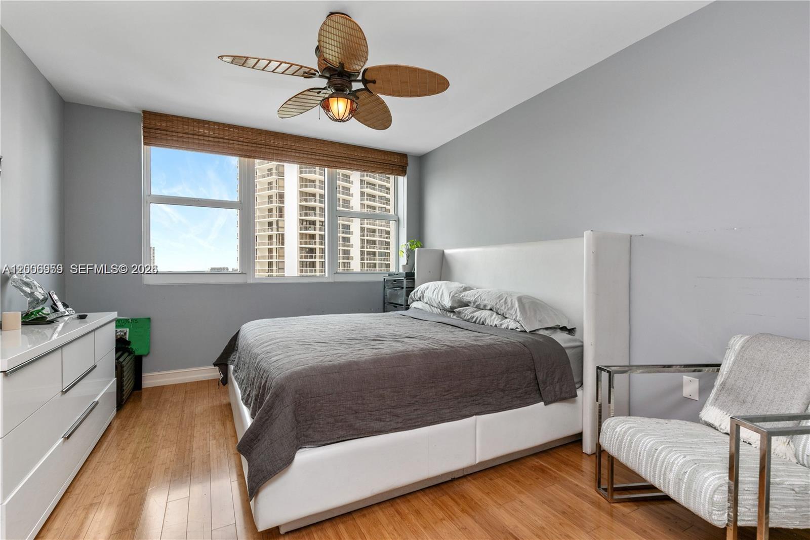 20201 E Country Clb Dr #1006 Aventura, FL 33180