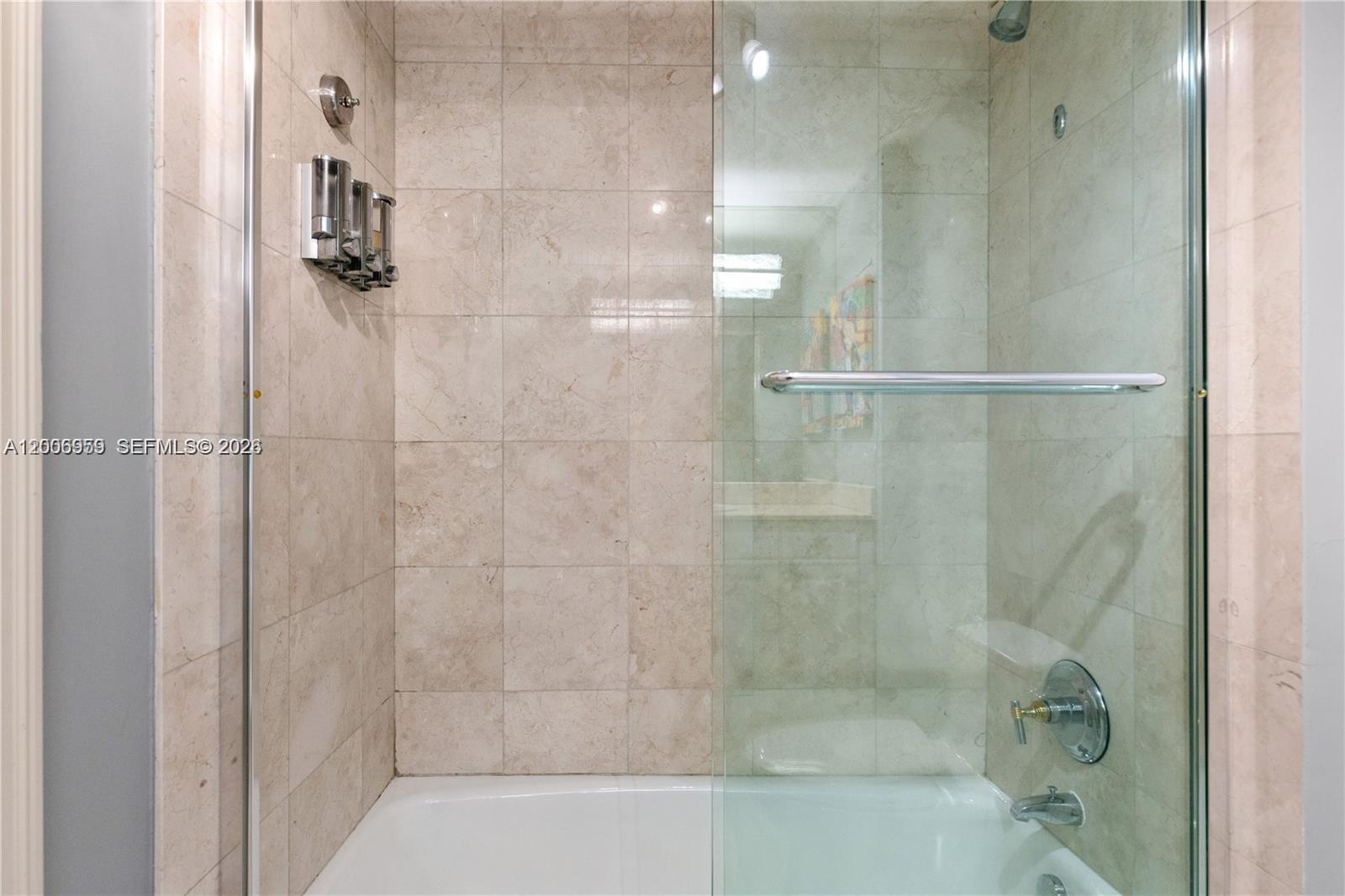 20201 E Country Clb Dr #1006 Aventura, FL 33180