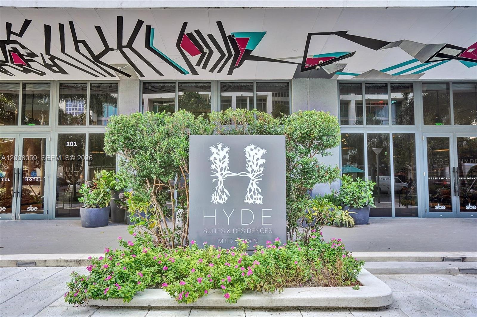 image Hyde Midtown25