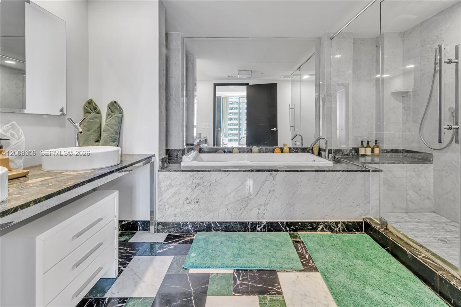 image Icon Brickell III (W Miami)16