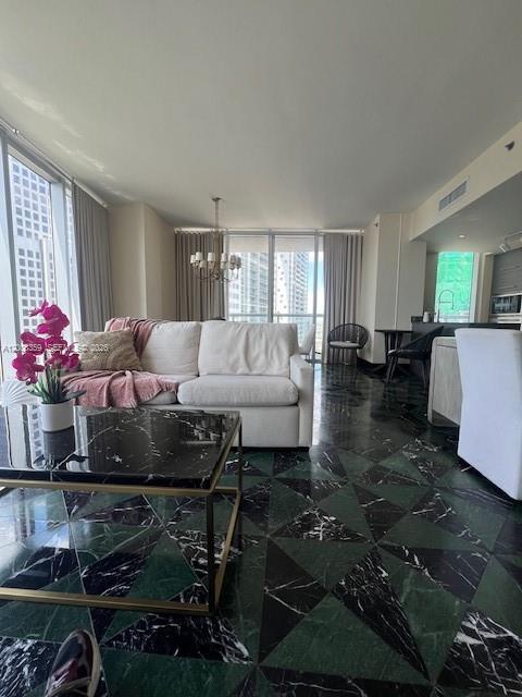 image Icon Brickell III (W Miami)6