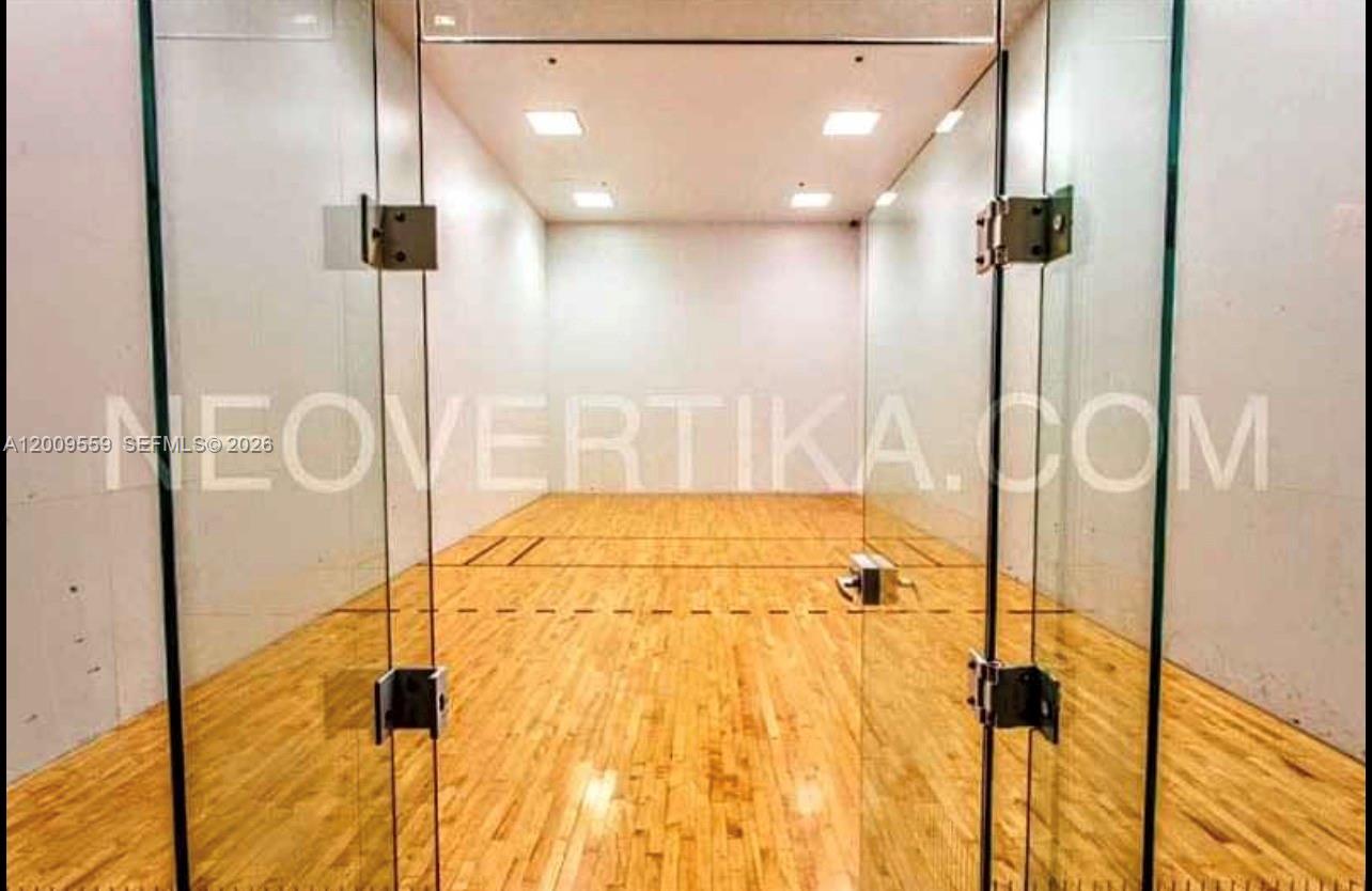 image Neo Vertika22