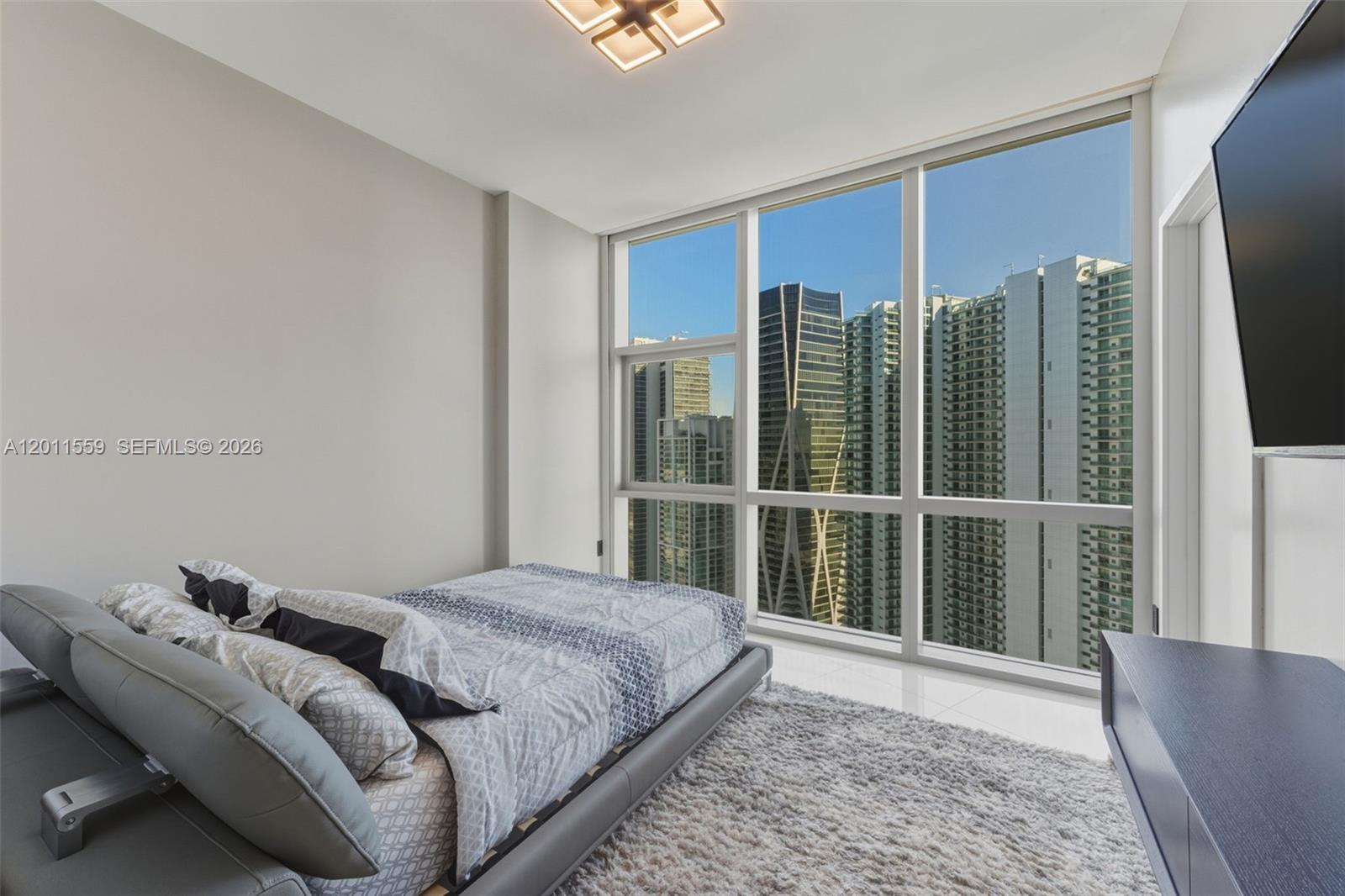 image Paramount Miami Worldcenter24