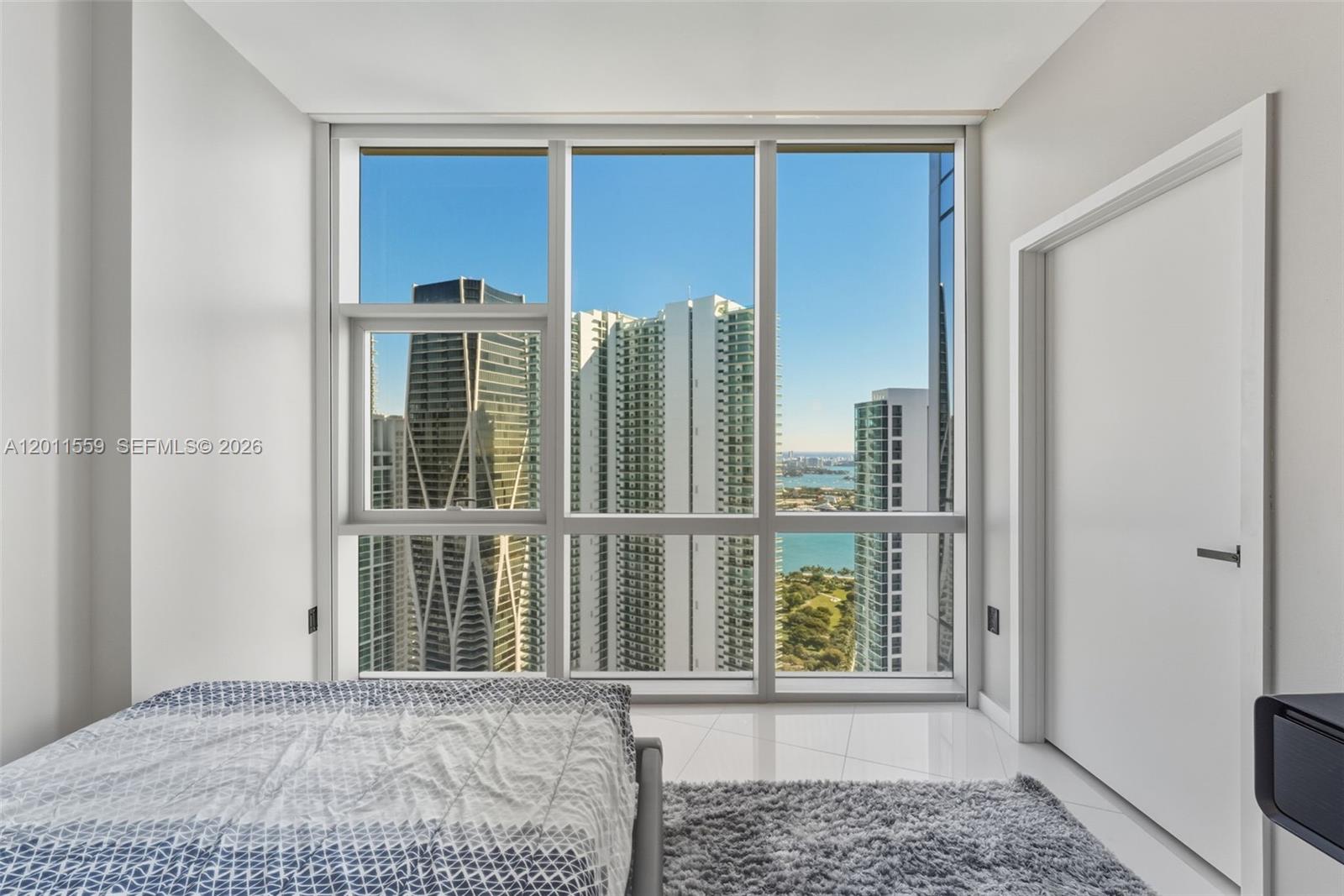 image Paramount Miami Worldcenter25
