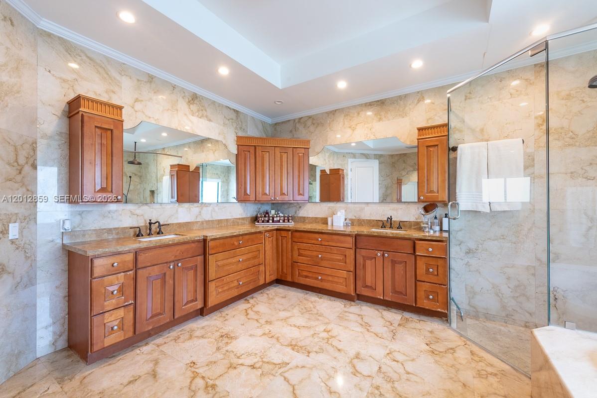 12311 SW 94th Ave Miami, FL 33176