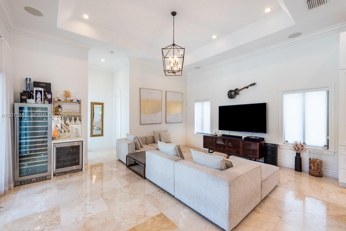 12311 SW 94th Ave Miami, FL 33176