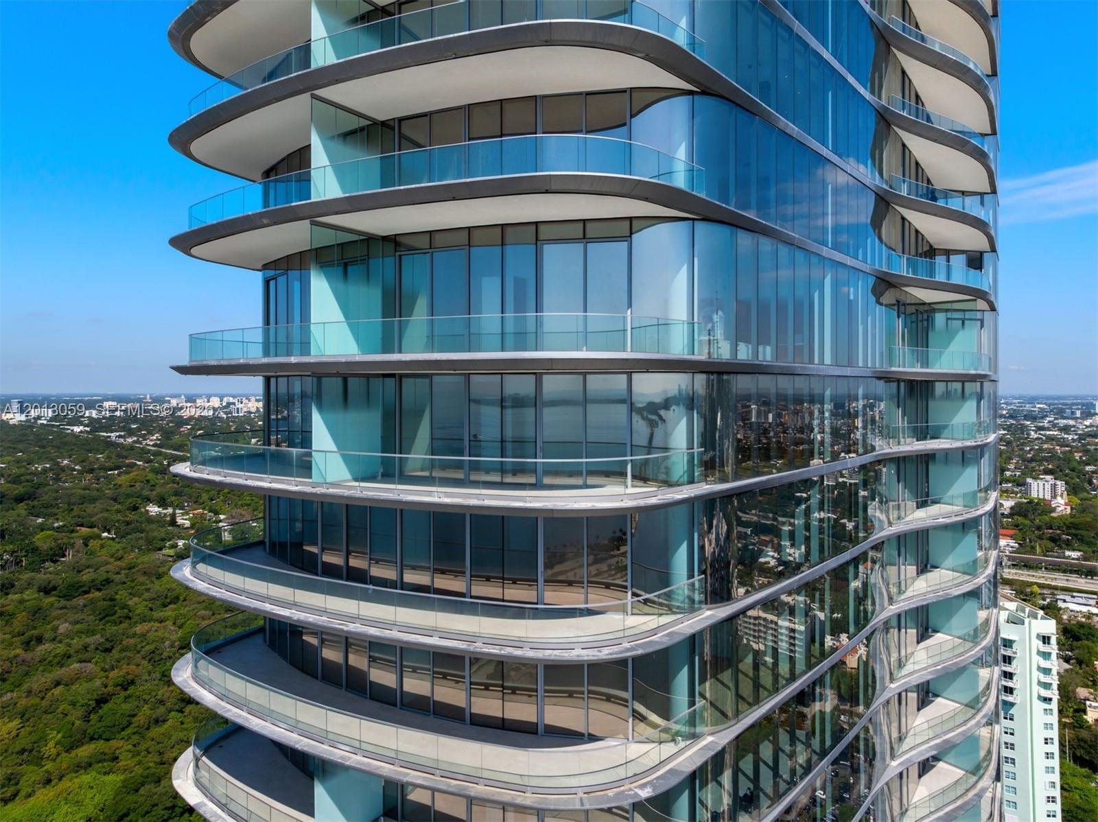 175 SE 25th Rd #3601 Miami, FL 33129
