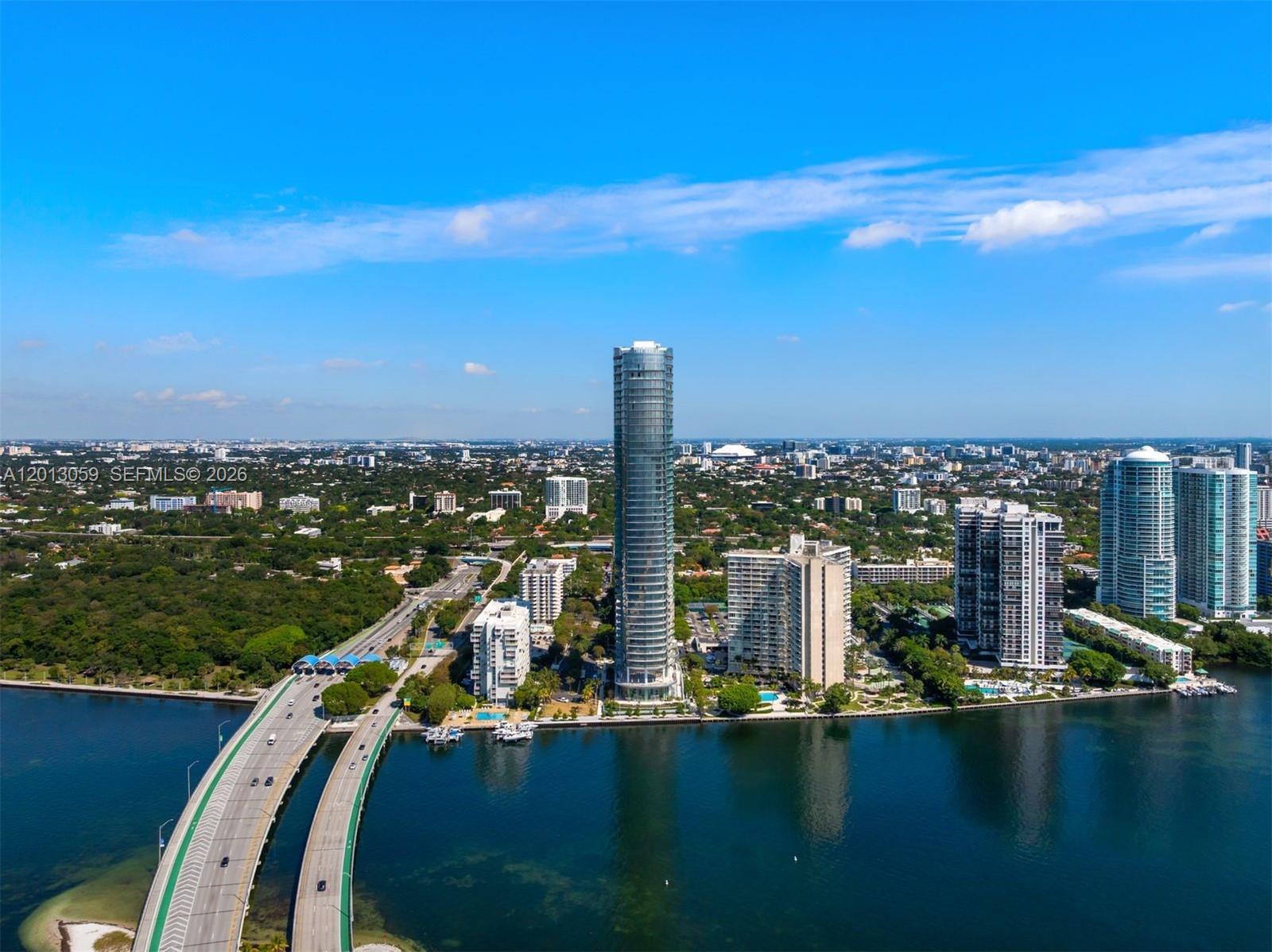175 SE 25th Rd #3601 Miami, FL 33129