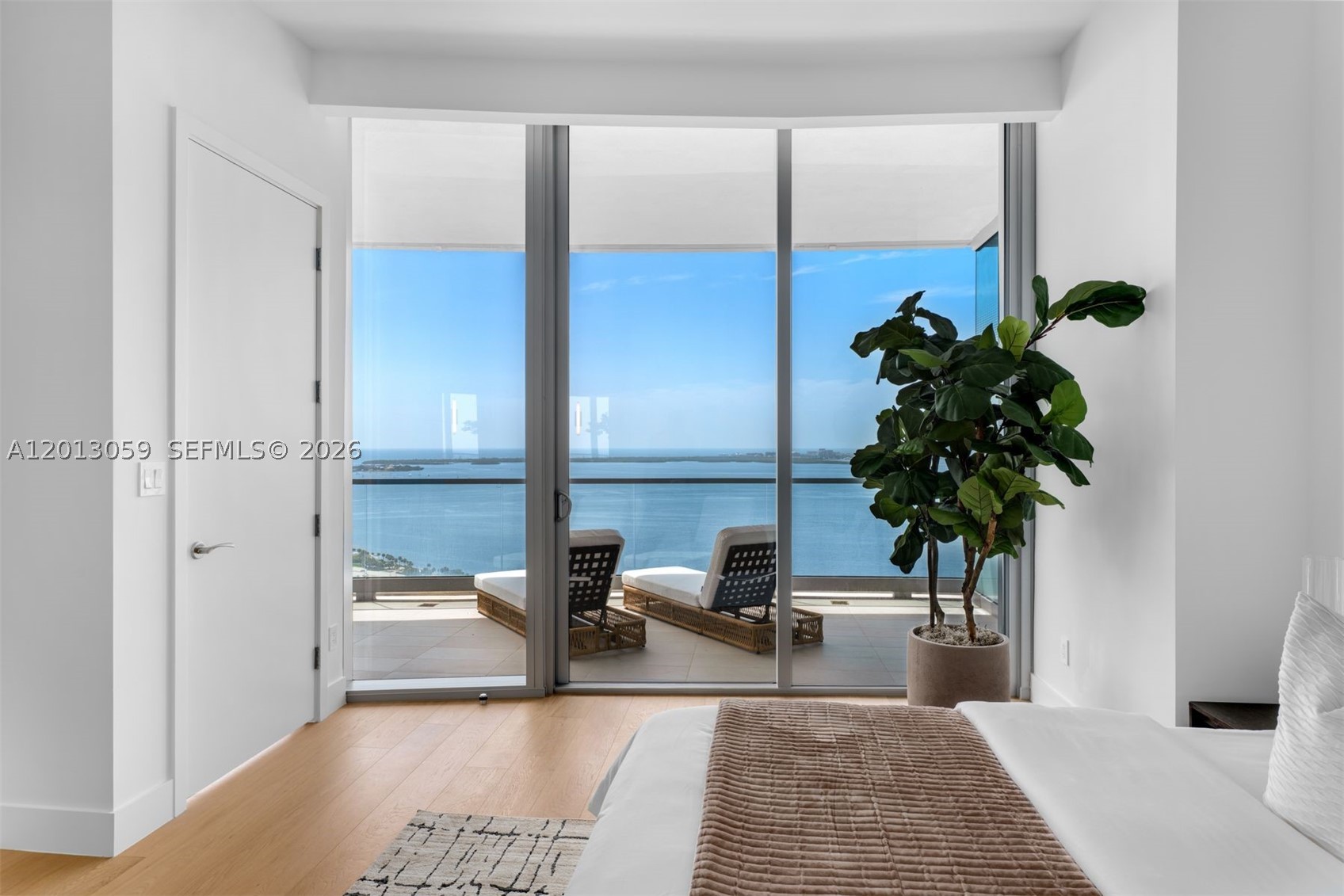 175 SE 25th Rd #3601 Miami, FL 33129