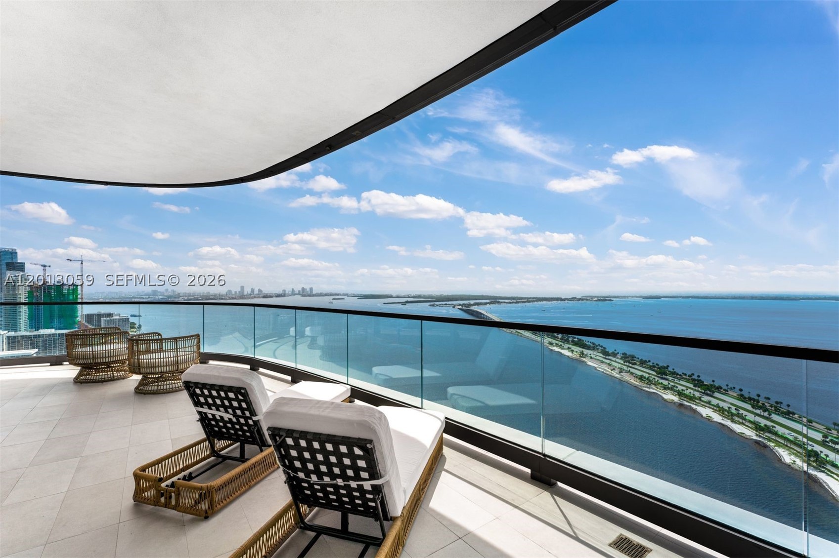175 SE 25th Rd #3601 Miami, FL 33129