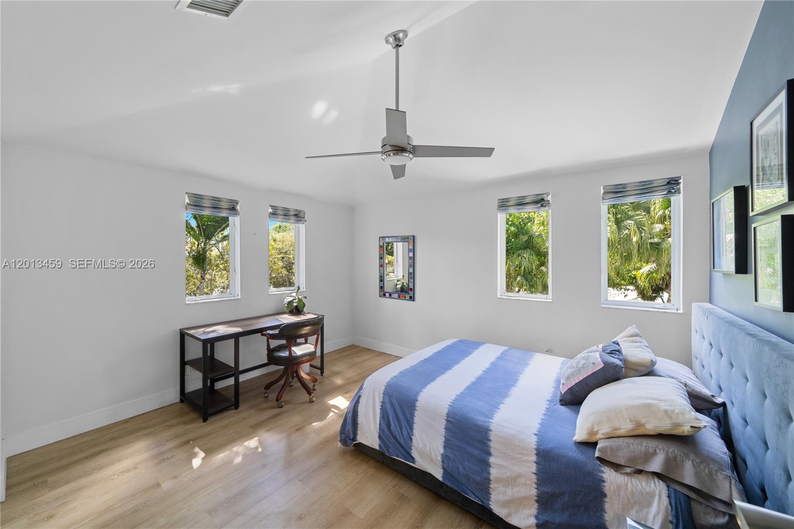 1281 S Venetian Way Miami, FL 33139