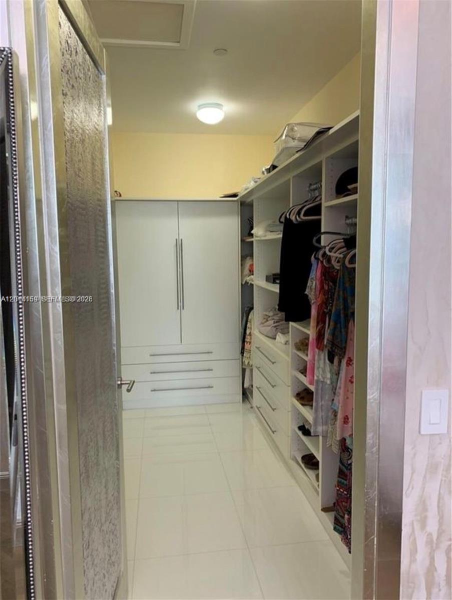 15901 Collins Ave #4107 Sunny Isles Beach, FL 33160