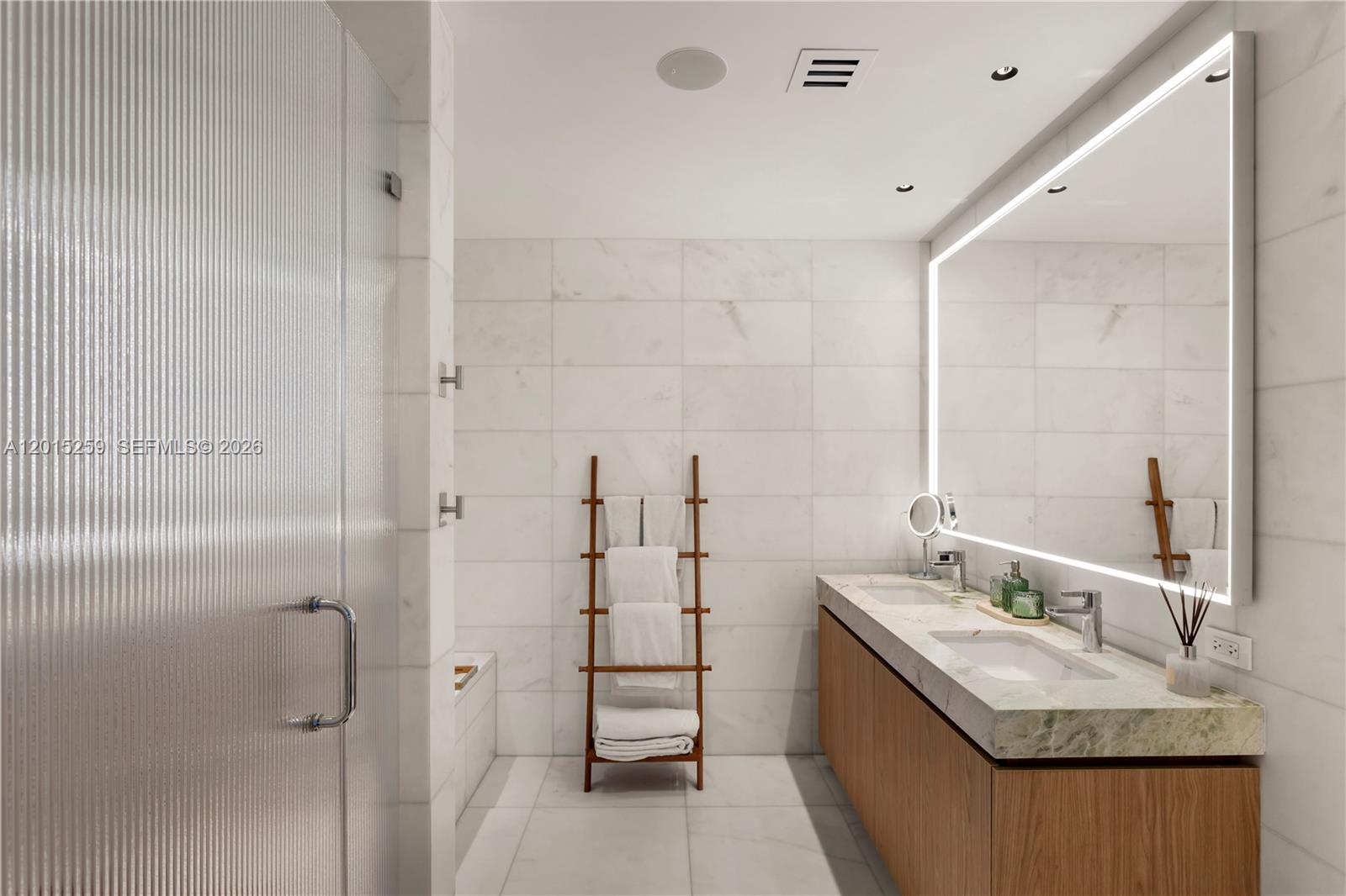 500 Alton Rd #1601 Miami Beach, FL 33139