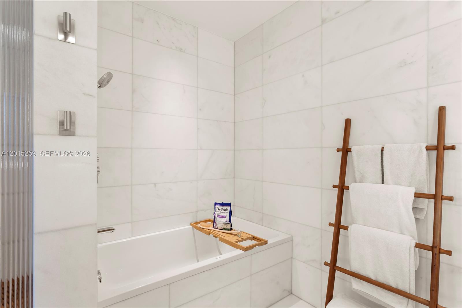500 Alton Rd #1601 Miami Beach, FL 33139