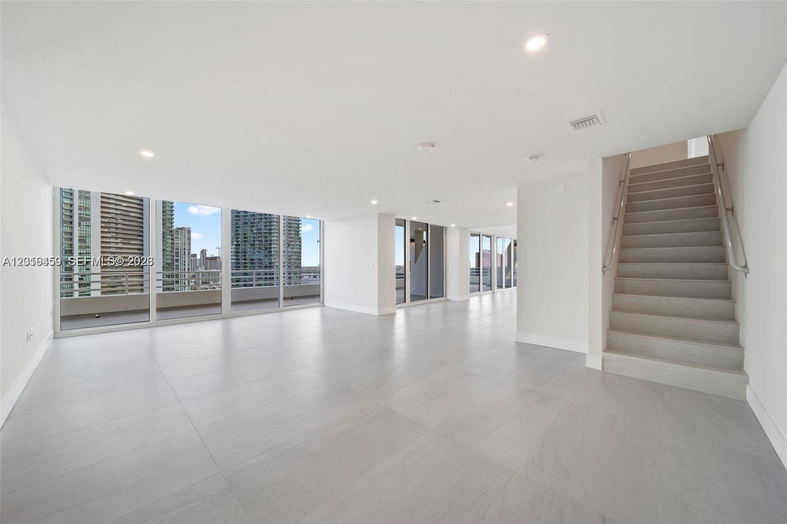 555 NE 34th St #PH4 Miami, FL 33137
