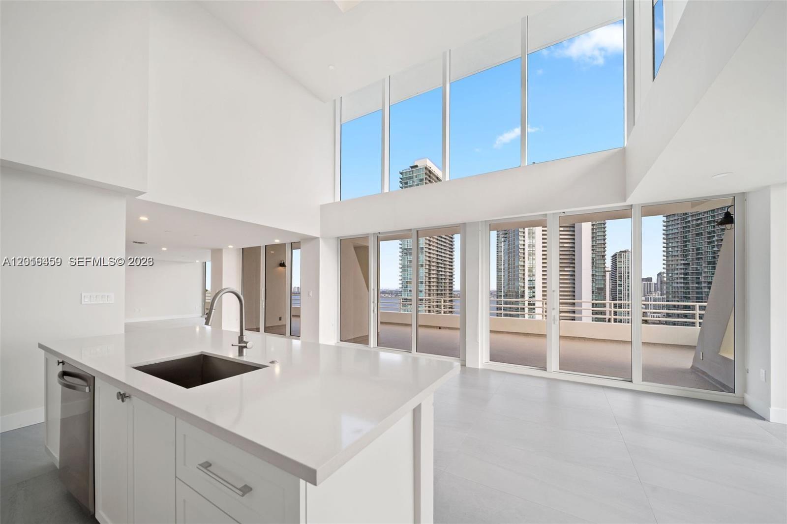 555 NE 34th St #PH4 Miami, FL 33137