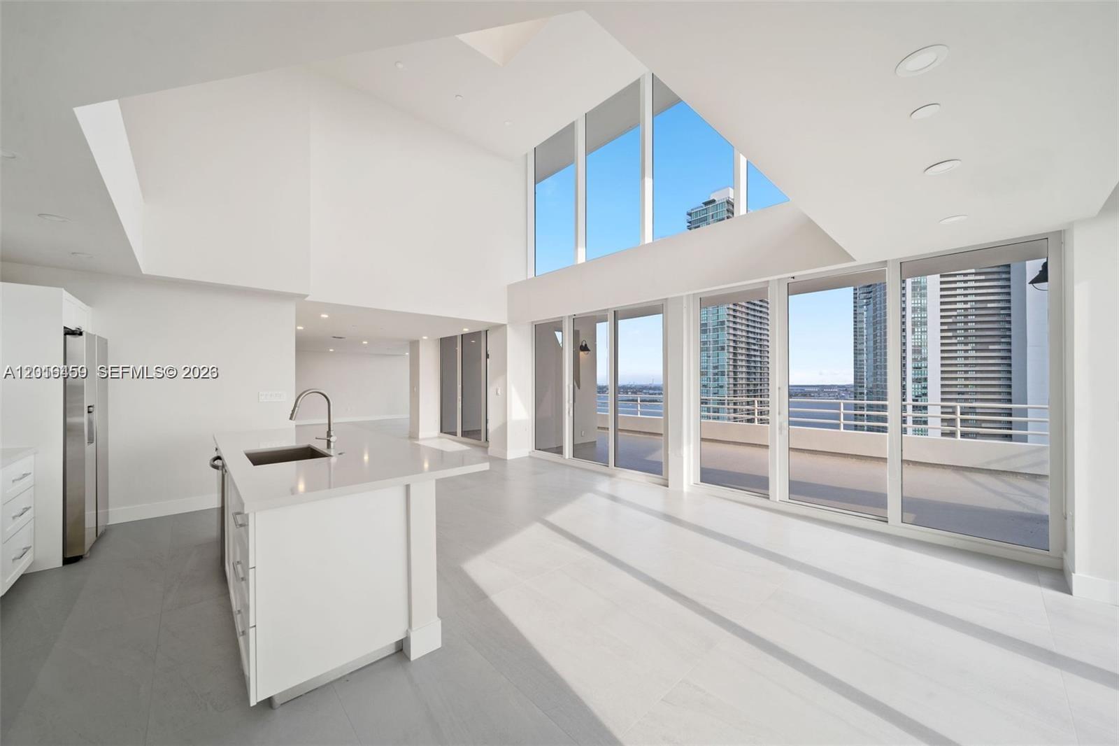 555 NE 34th St #PH4 Miami, FL 33137