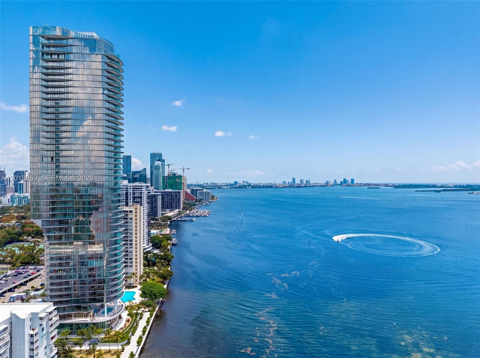 image Una Residences34