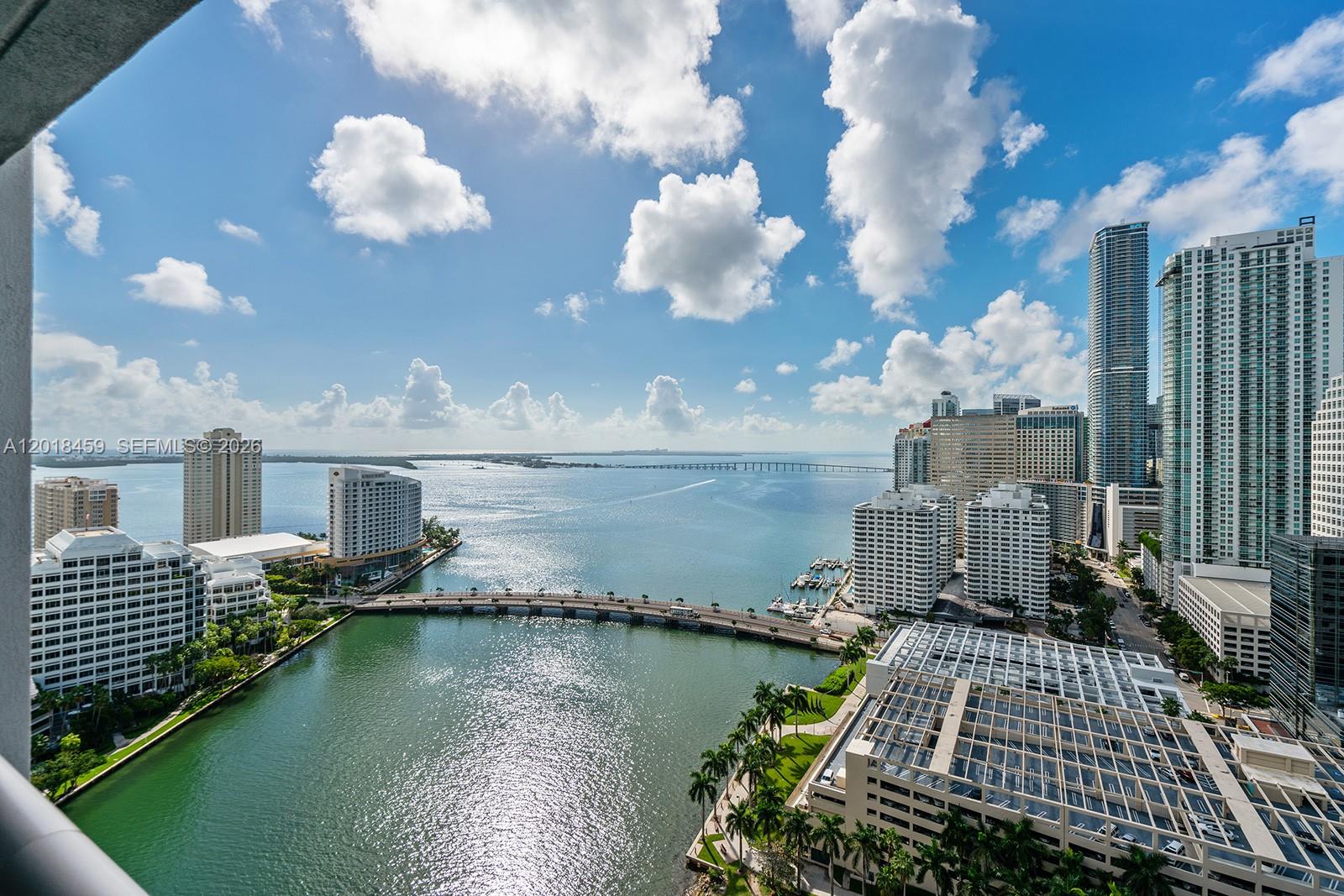 image Icon Brickell II0