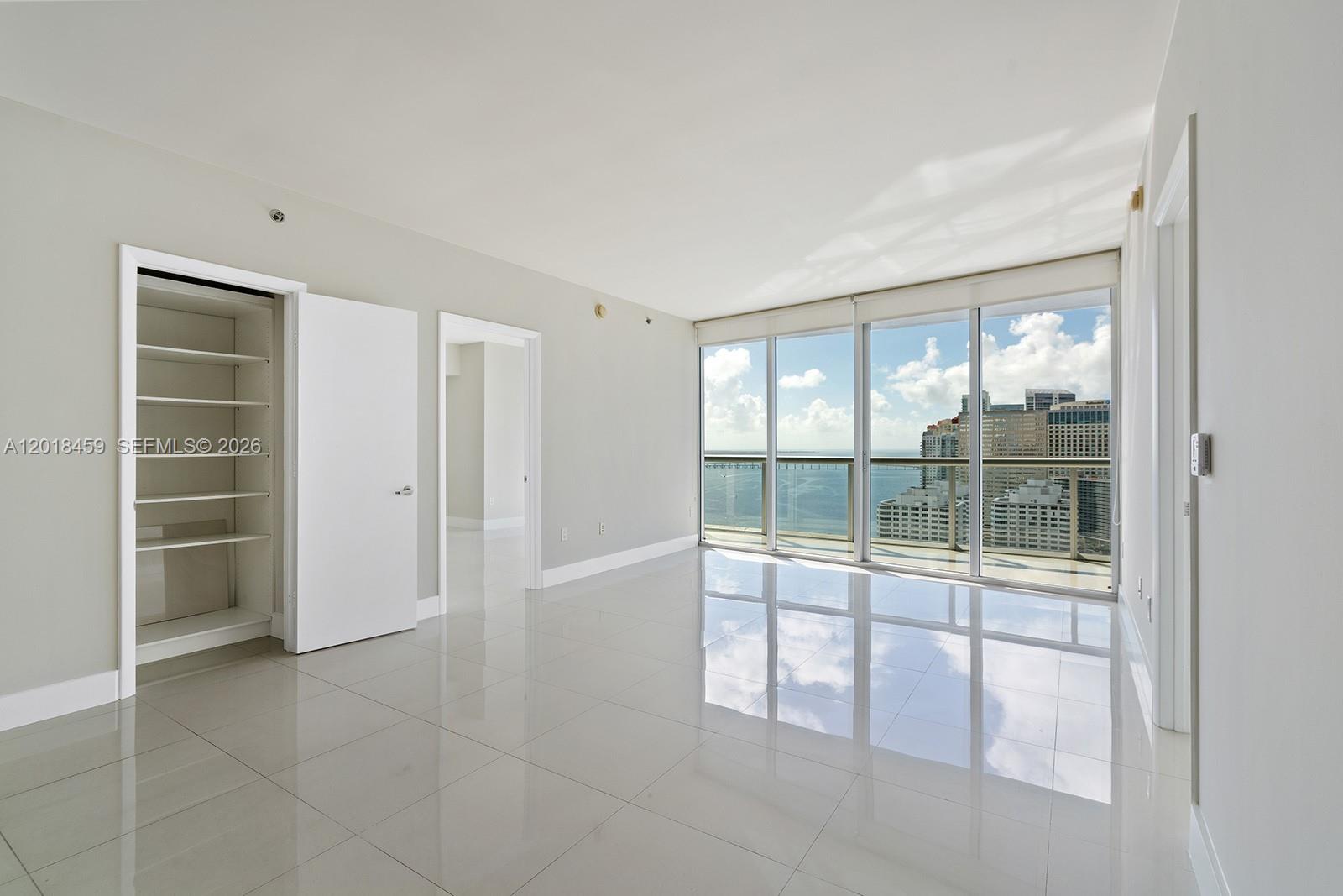 image Icon Brickell II10