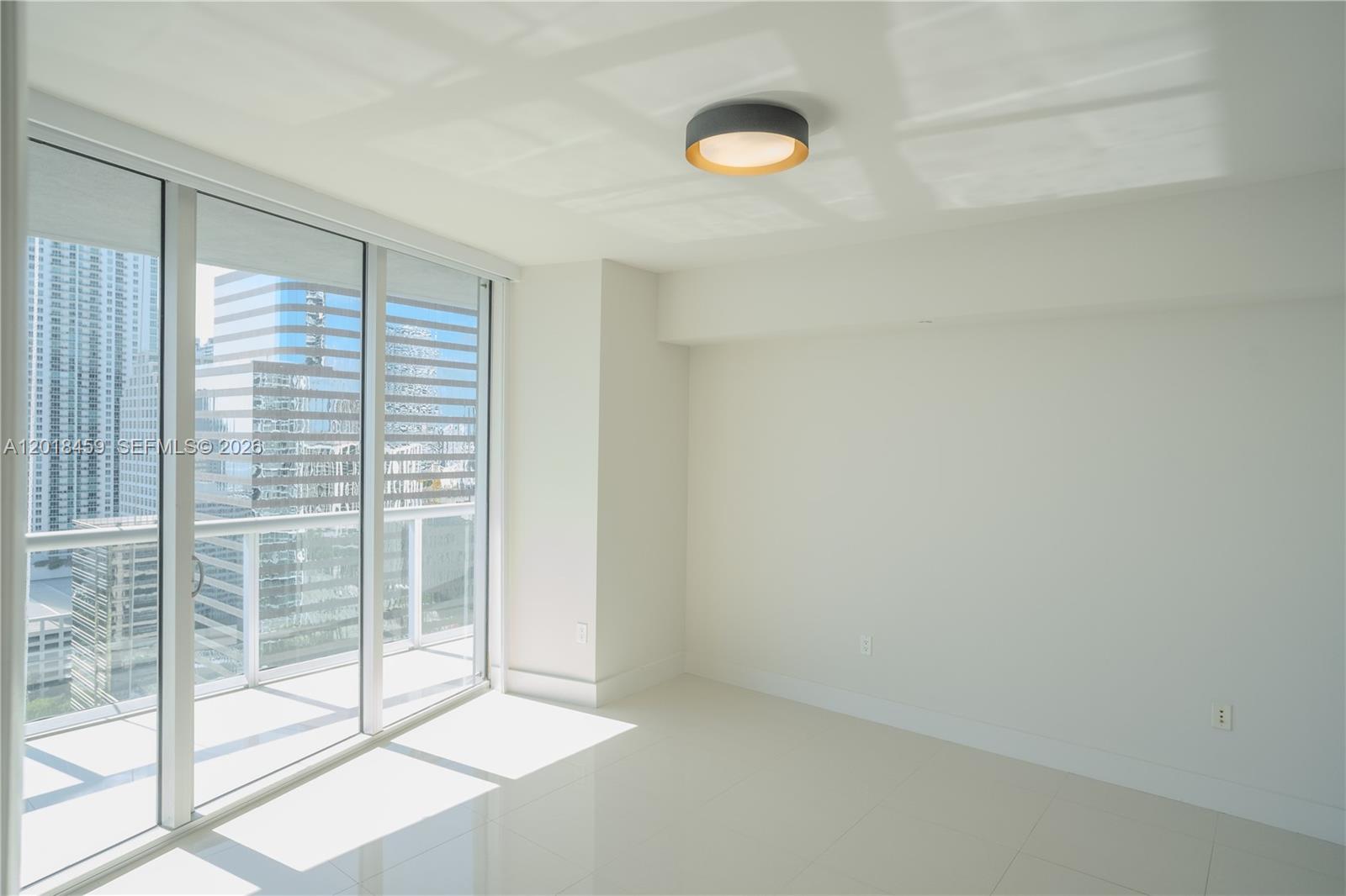image Icon Brickell II12