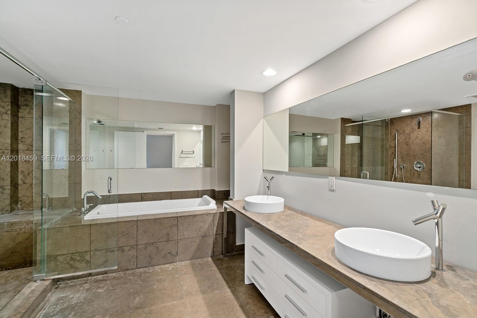 image Icon Brickell II15