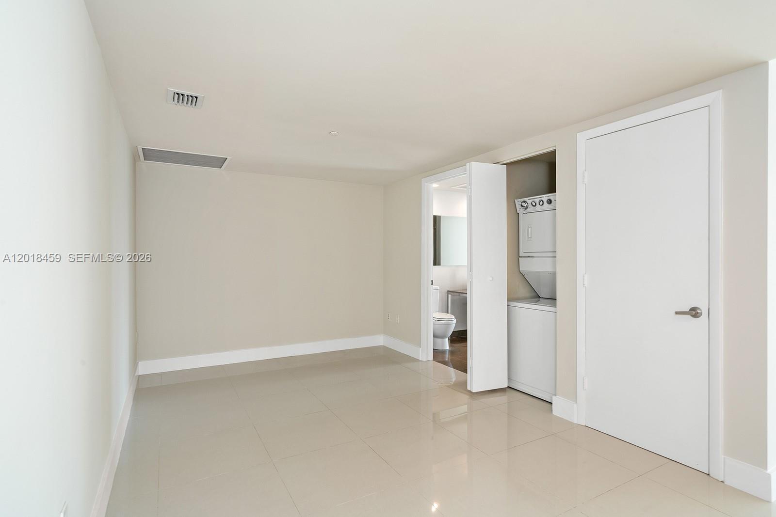image Icon Brickell II6