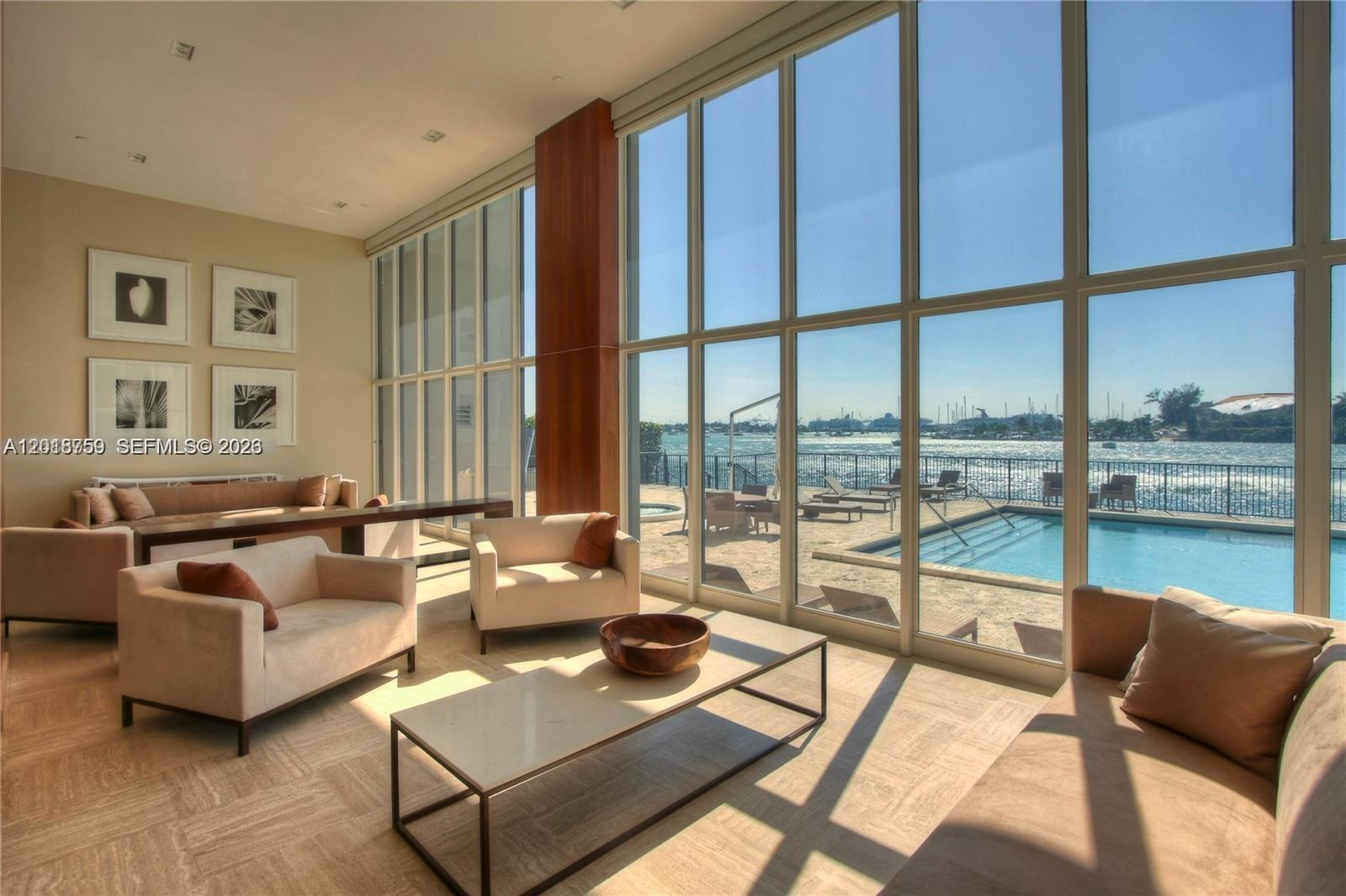 image 1000 Venetian Way16