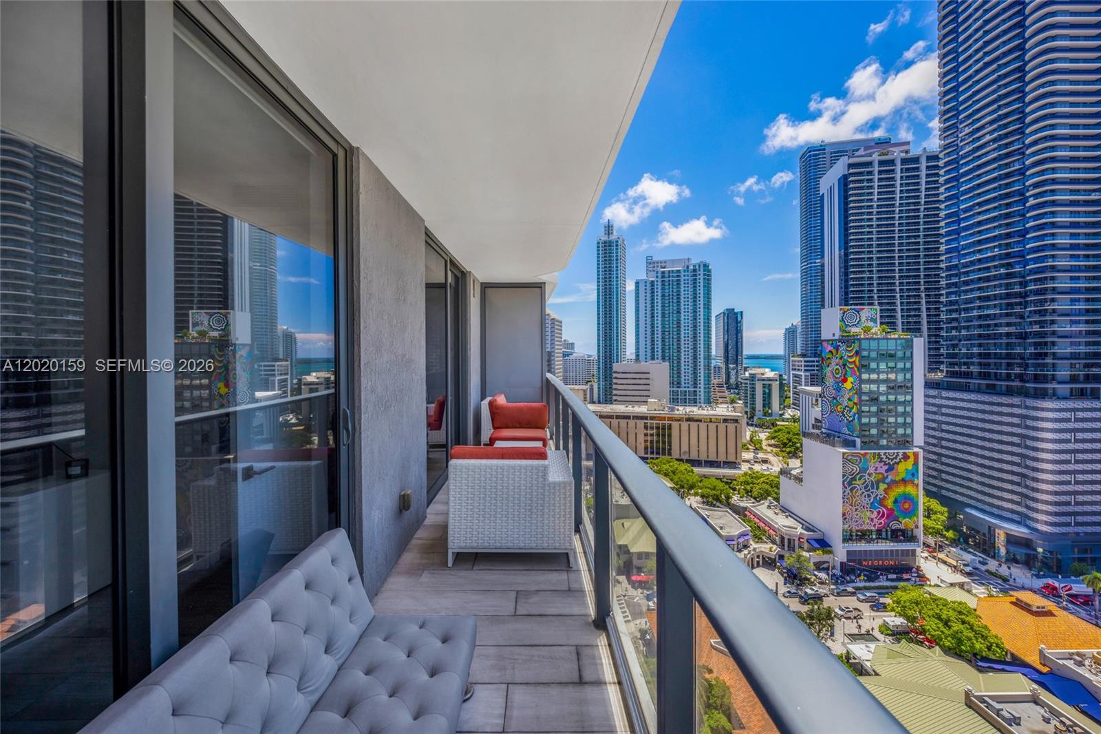 55 SW 9th St #1804 Miami, FL 33130