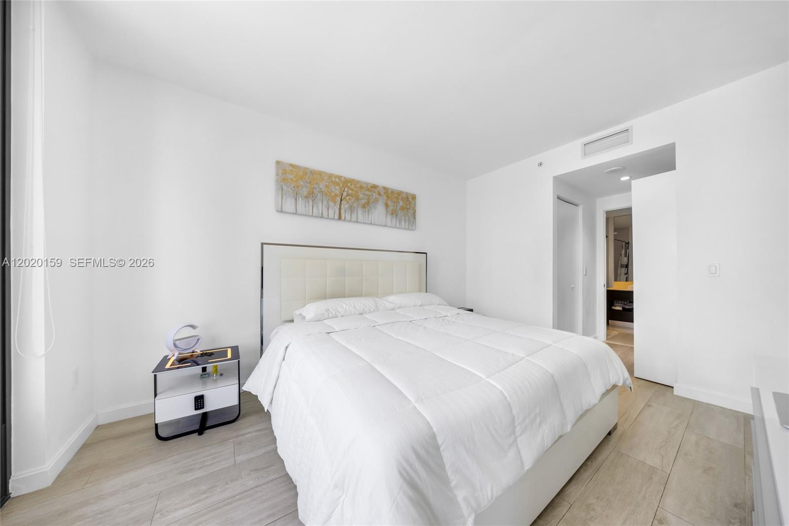 55 SW 9th St #1804 Miami, FL 33130