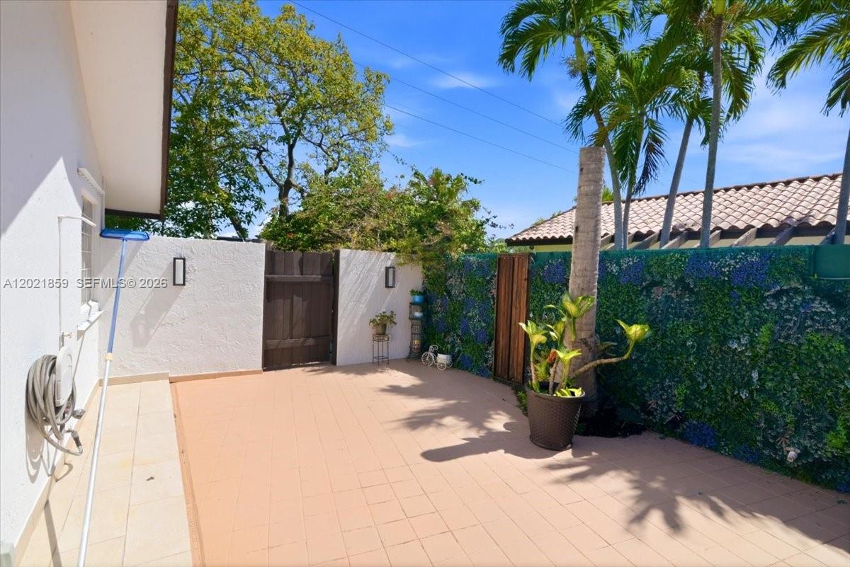 9665 SW 136th St Miami, FL 33176