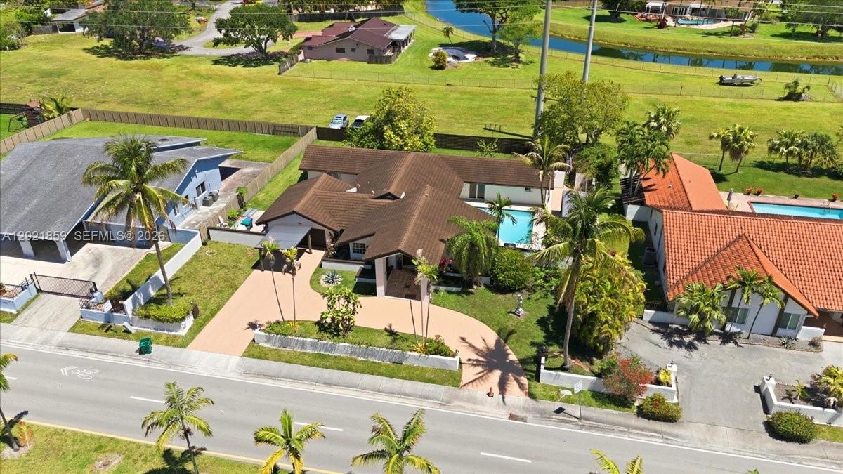 9665 SW 136th St Miami, FL 33176