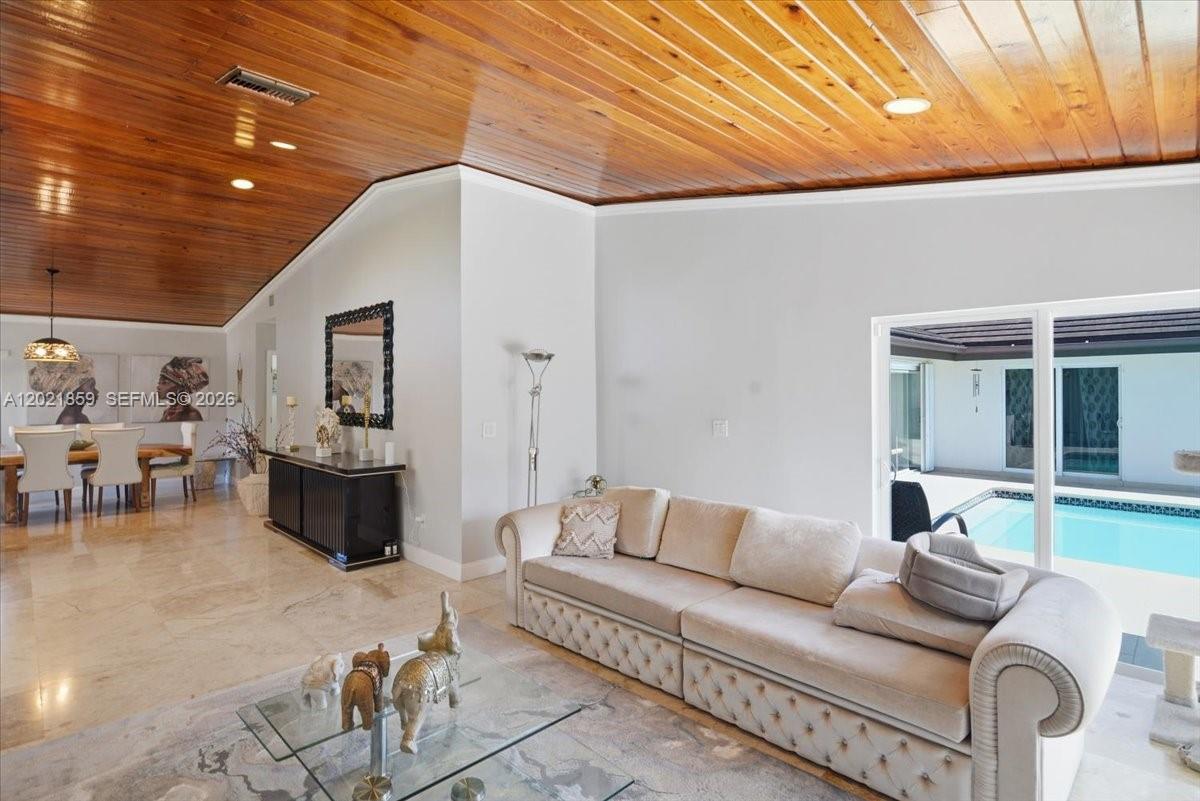 9665 SW 136th St Miami, FL 33176