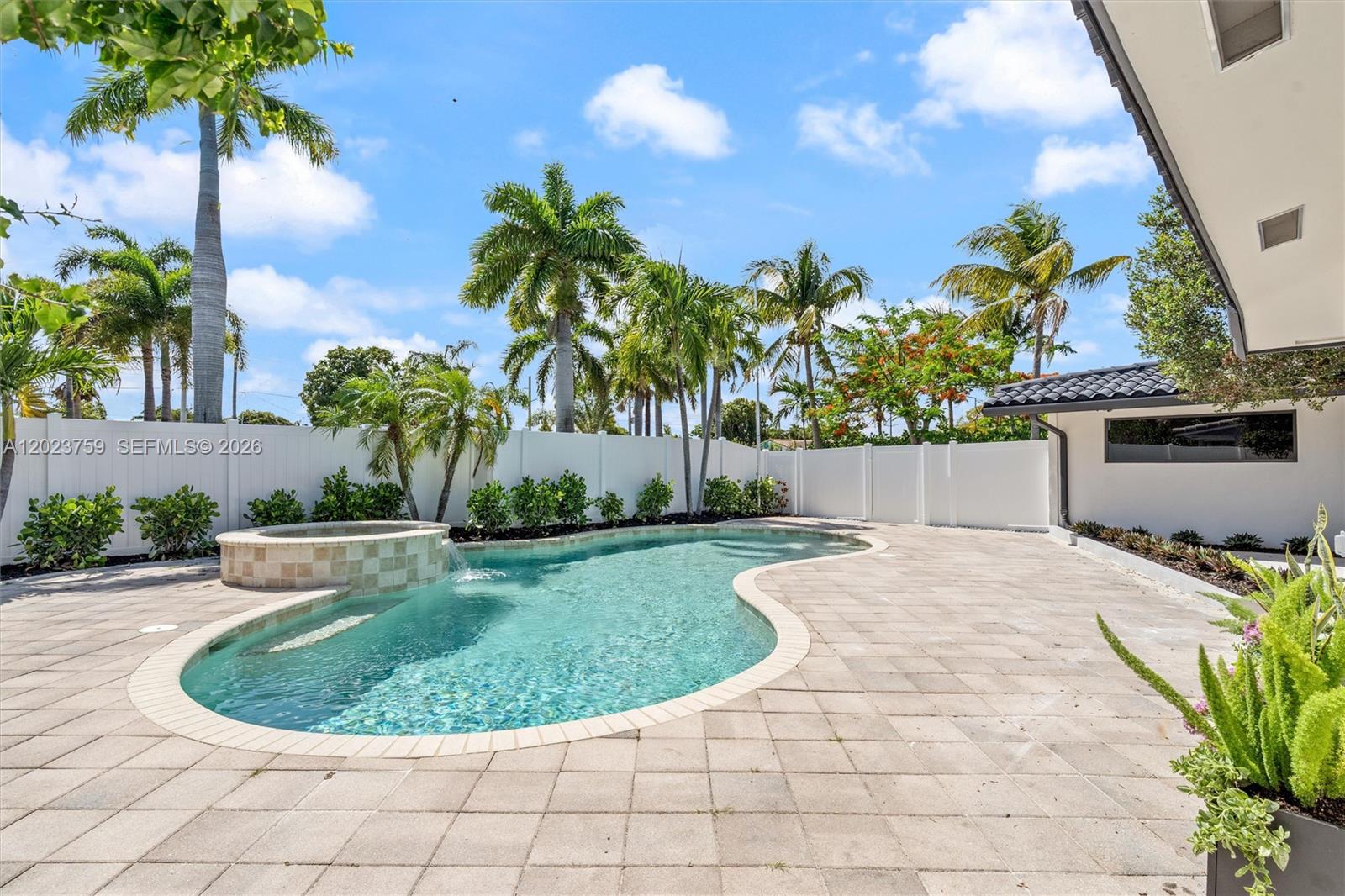 5170 NE 18th Ter Fort Lauderdale, FL 33308