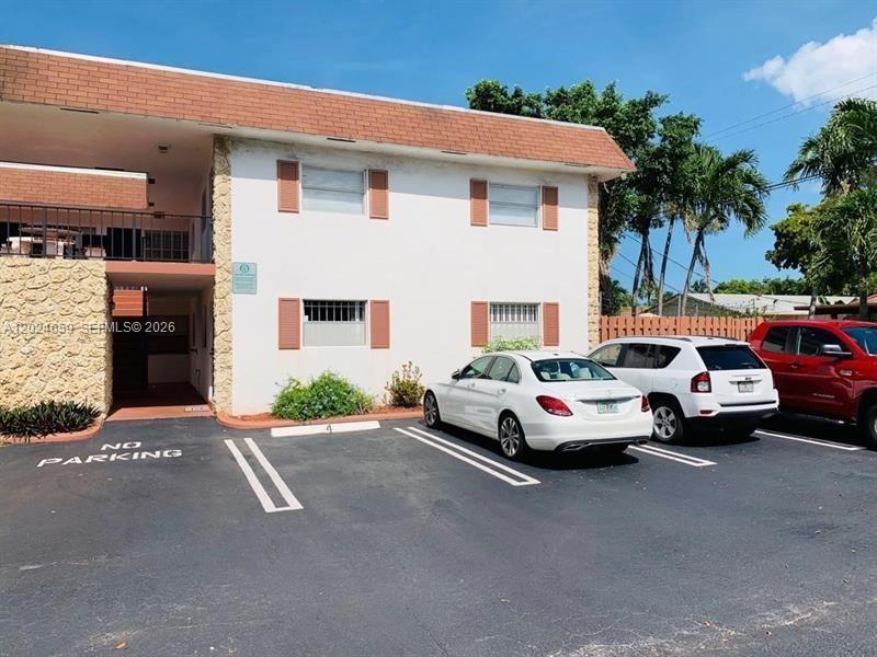 344 SW 1st St #9 Pompano Beach, FL 33060