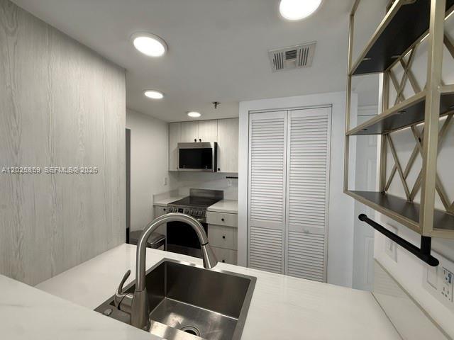 image Brickell Key Two20