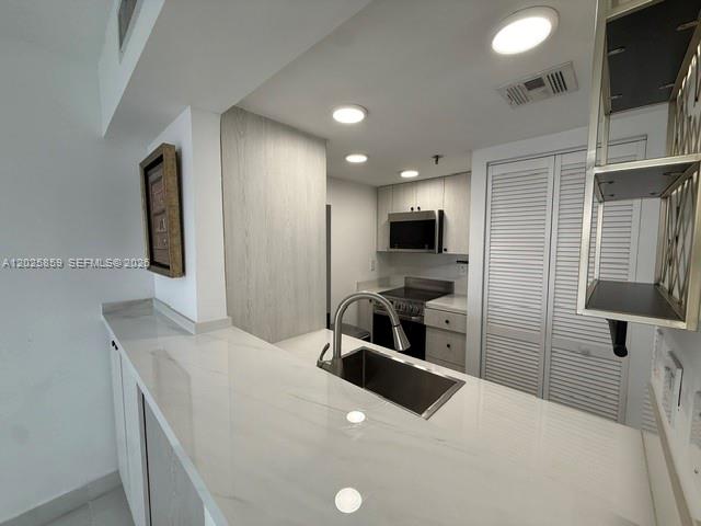 image Brickell Key Two21