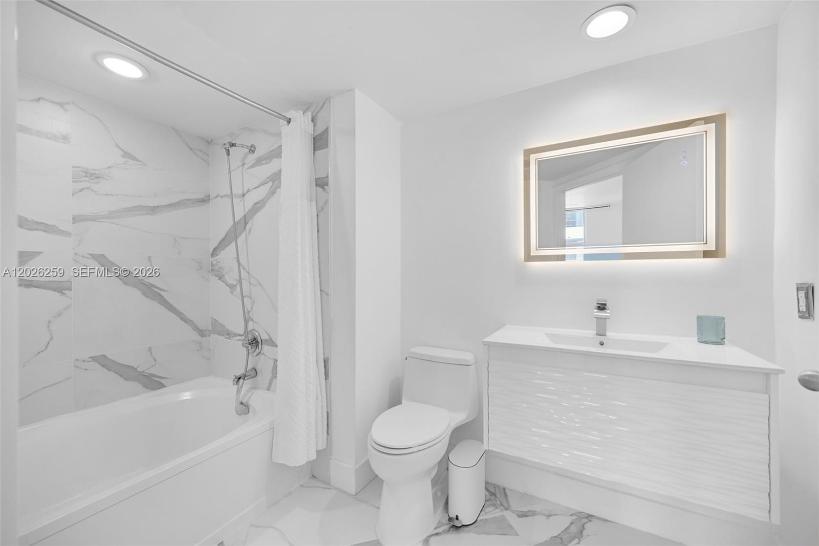 9201 Collins Ave #821 Surfside, FL 33154