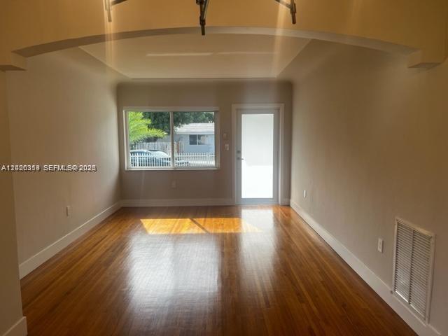 2355 SW 36th Ave Miami, FL 33145