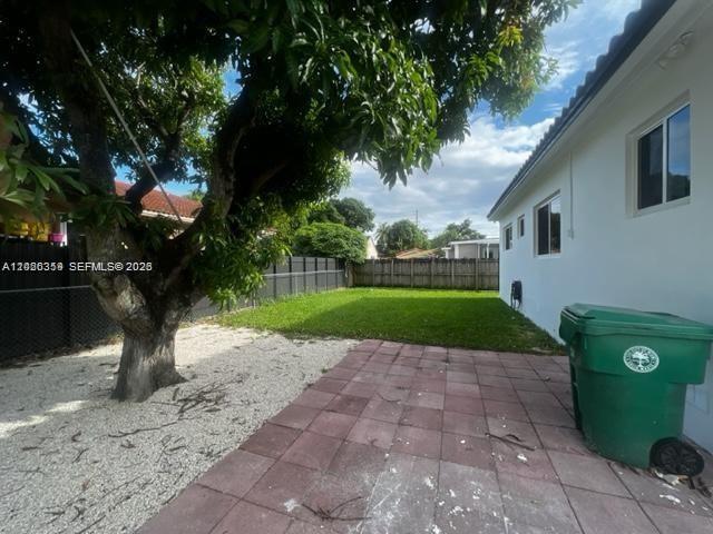 2355 SW 36th Ave Miami, FL 33145