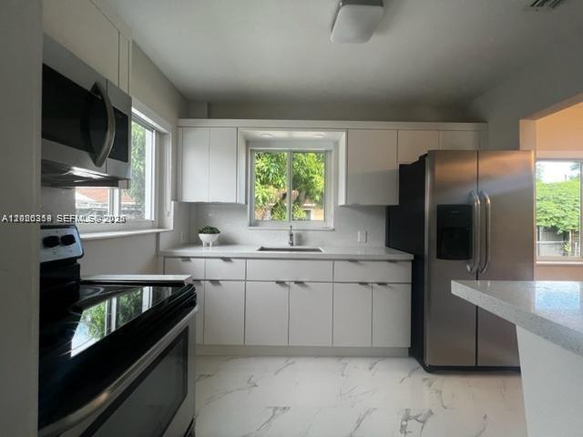 2355 SW 36th Ave Miami, FL 33145