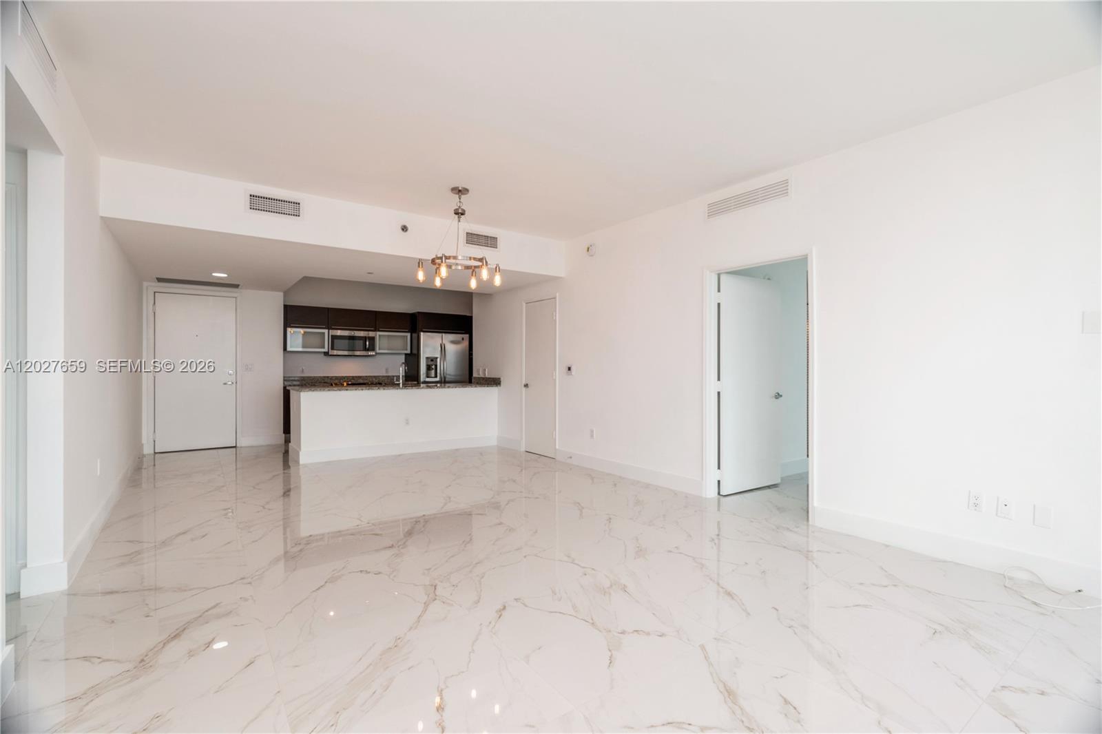 951 Brickell Ave #3706 Miami, FL 33131