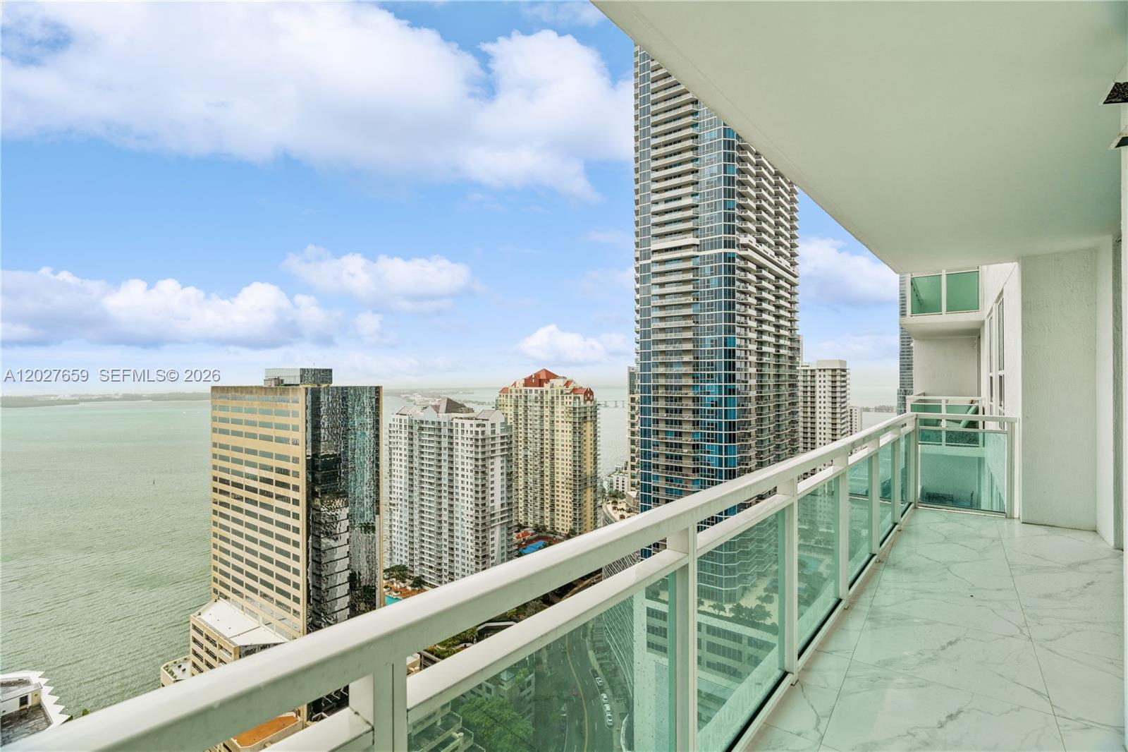951 Brickell Ave #3706 Miami, FL 33131