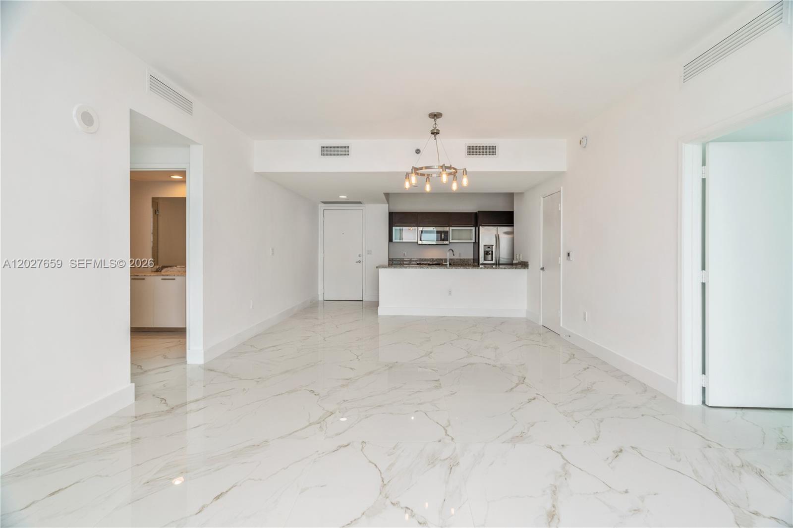 951 Brickell Ave #3706 Miami, FL 33131